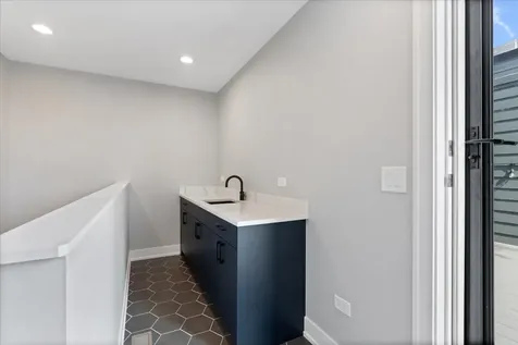 4442 South Drexel Boulevard Chicago IL 60653