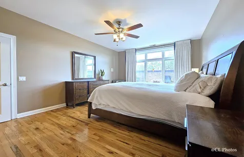 545 West Aldine Avenue Chicago IL 60657