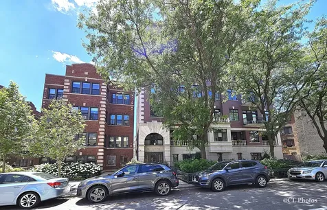 545 West Aldine Avenue Chicago IL 60657