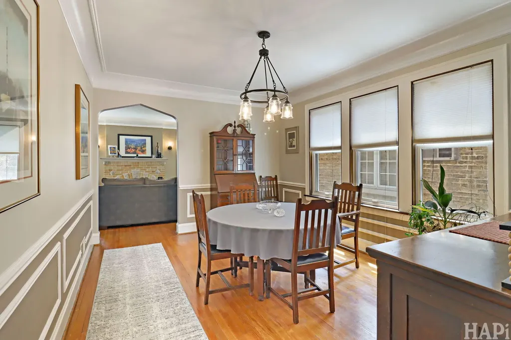7846 Kenneth Avenue Skokie IL 60076