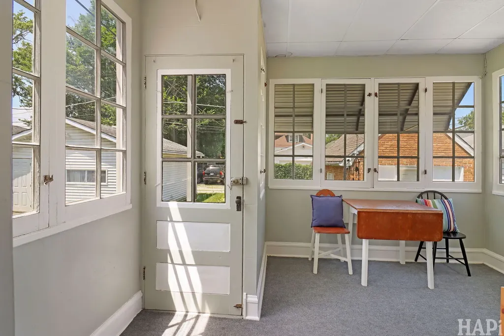 7846 Kenneth Avenue Skokie IL 60076