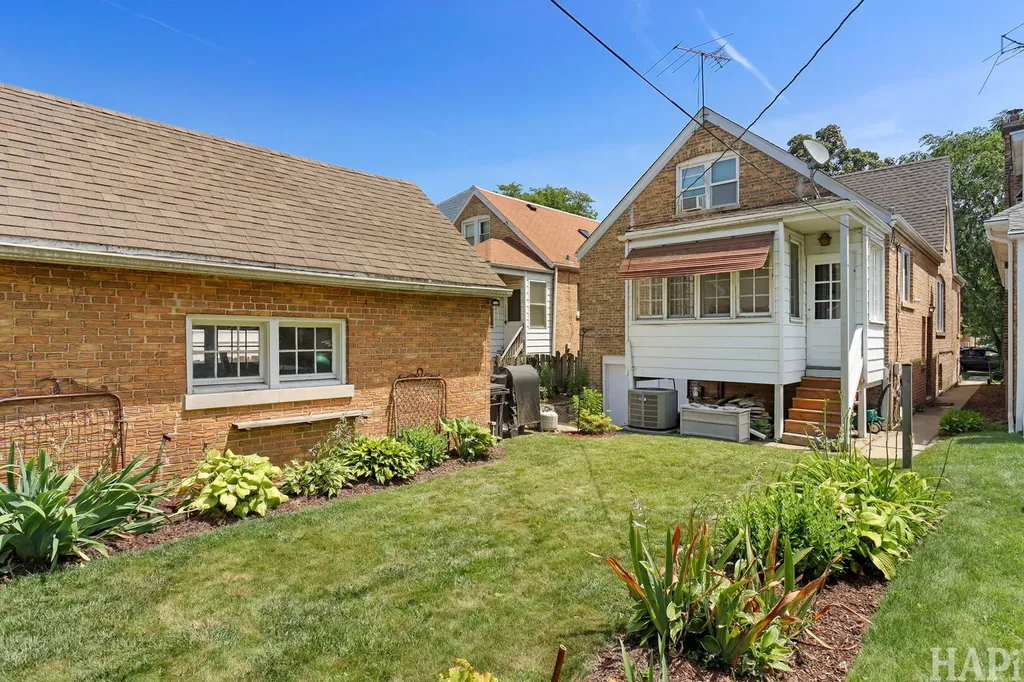 7846 Kenneth Avenue Skokie IL 60076