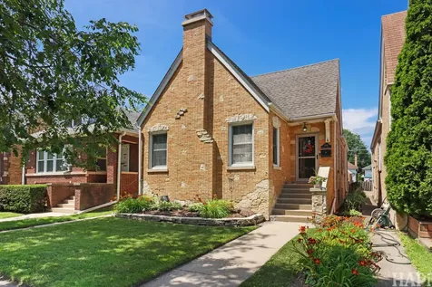 7846 Kenneth Avenue Skokie IL 60076