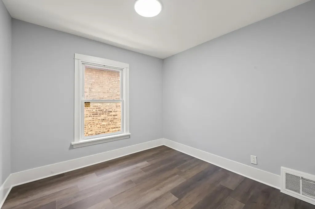 5827 South Spaulding Avenue Chicago IL 60629