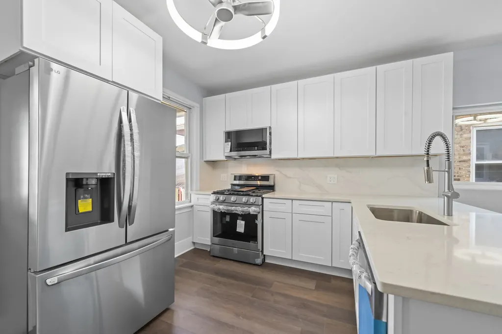 5827 South Spaulding Avenue Chicago IL 60629