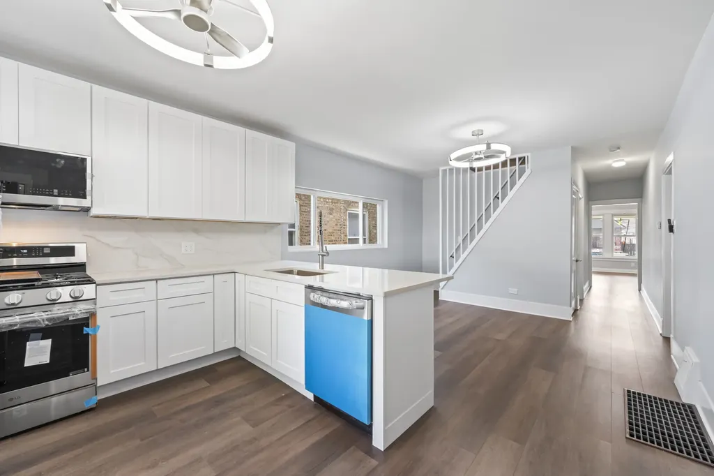5827 South Spaulding Avenue Chicago IL 60629