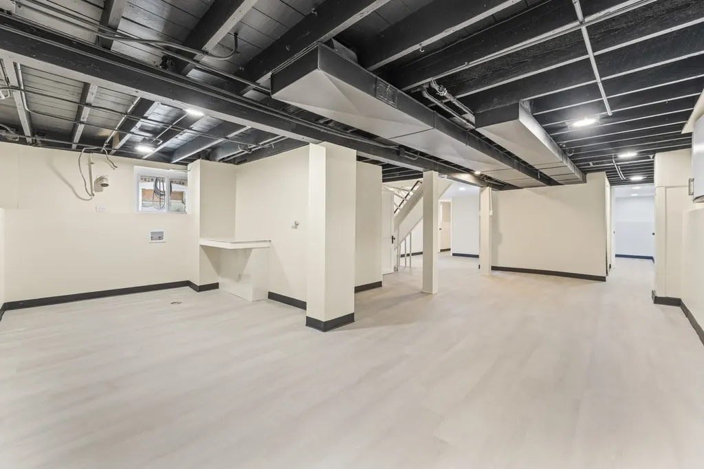 5827 South Spaulding Avenue Chicago IL 60629