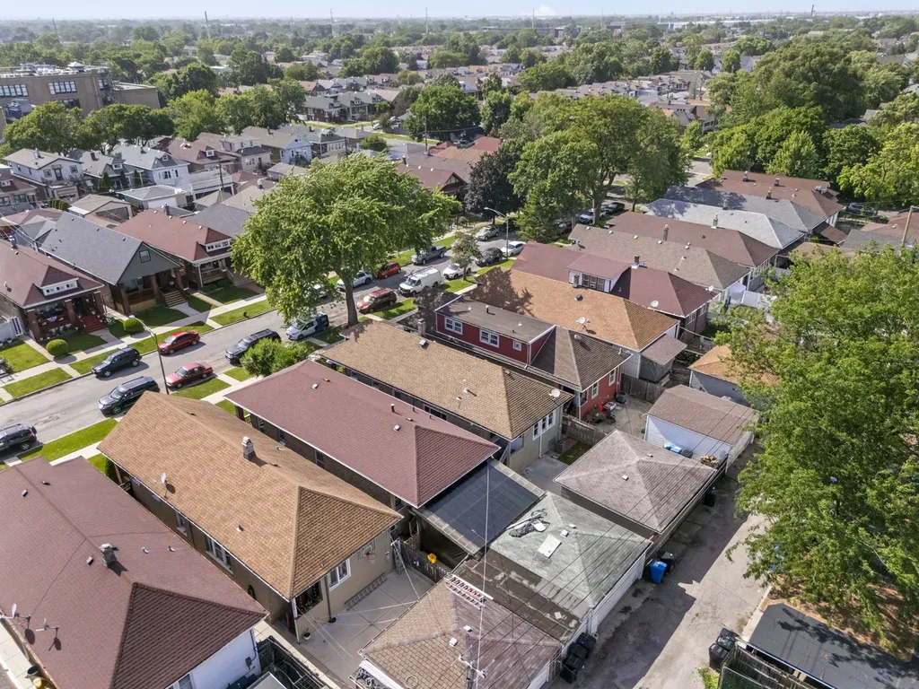 5827 South Spaulding Avenue Chicago IL 60629