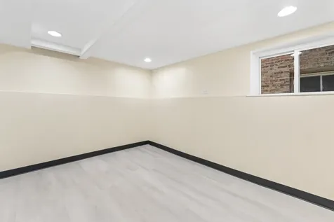 5827 South Spaulding Avenue Chicago IL 60629