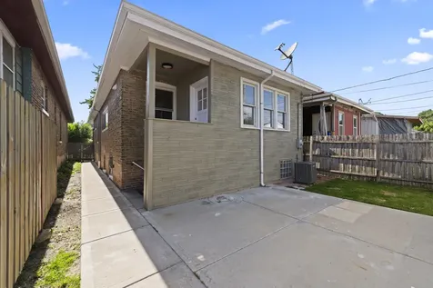 5827 South Spaulding Avenue Chicago IL 60629