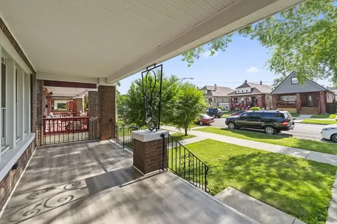 5827 South Spaulding Avenue Chicago IL 60629