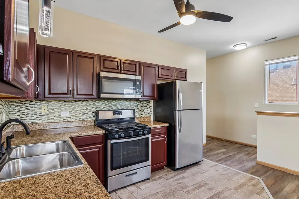 7018 South Dorchester Avenue Chicago IL 60637