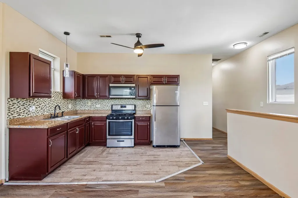 7018 South Dorchester Avenue Chicago IL 60637