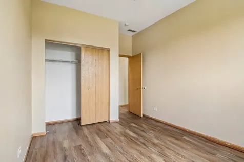 7018 South Dorchester Avenue Chicago IL 60637