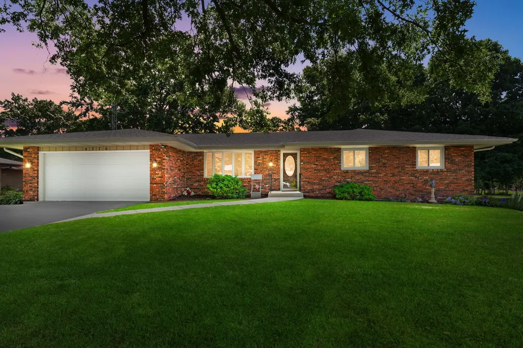 4776 Rainbow Ridge Rockford IL 61109