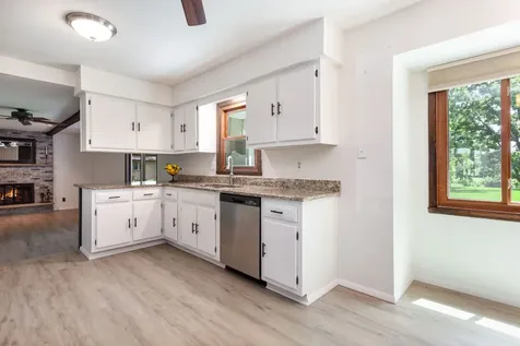 4776 Rainbow Ridge Rockford IL 61109