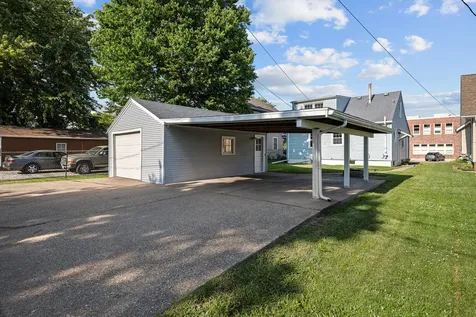 1826 33RD Street Rock Island IL 61201