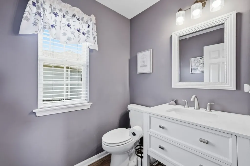 2213 Roaring Creek Drive Aurora IL 60503