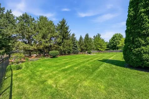 2213 Roaring Creek Drive Aurora IL 60503