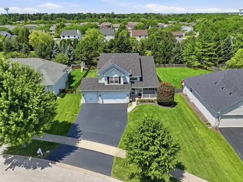 2213 Roaring Creek Drive Aurora IL 60503