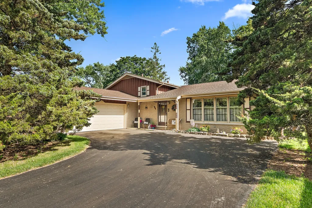 540 Meadow Avenue Frankfort IL 60423