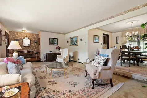 540 Meadow Avenue Frankfort IL 60423
