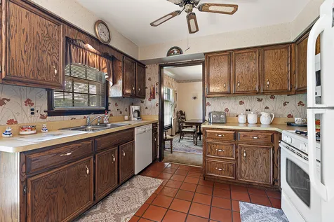540 Meadow Avenue Frankfort IL 60423