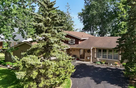 540 Meadow Avenue Frankfort IL 60423