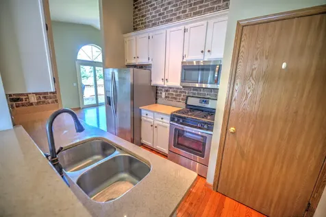 1671 Washington Court Geneva IL 60134