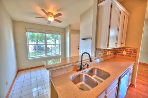1671 Washington Court Geneva IL 60134