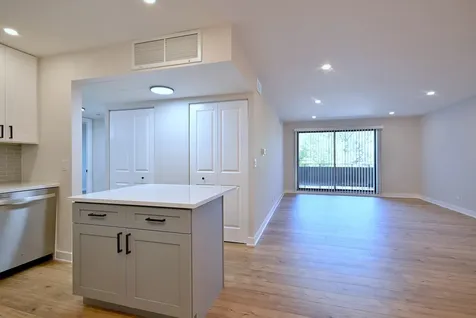 700 Wellington Avenue Elk Grove Village IL 60007