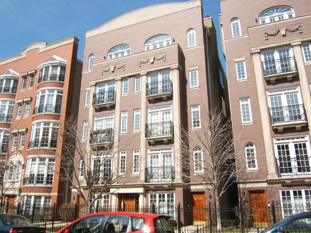 630 West Wrightwood Avenue Chicago IL 60614