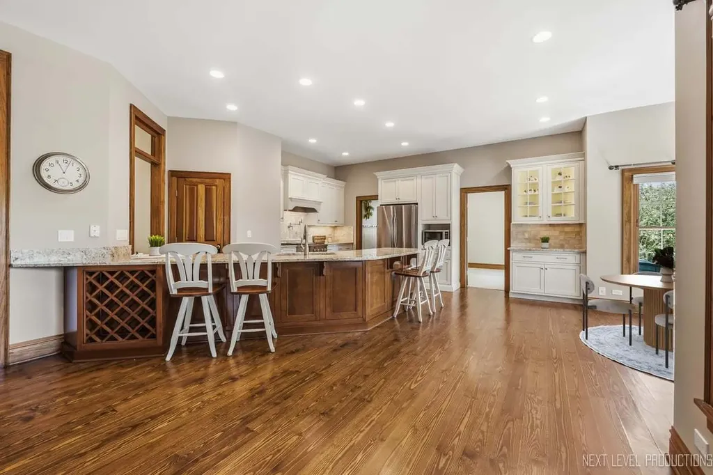 2736 Willow Ridge Drive Naperville IL 60564
