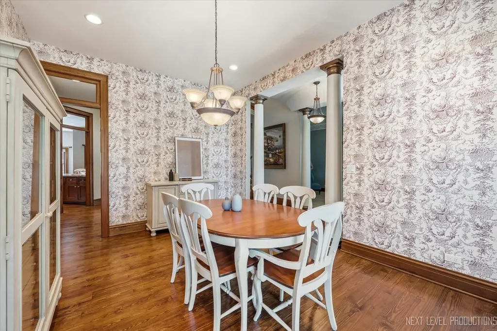2736 Willow Ridge Drive Naperville IL 60564