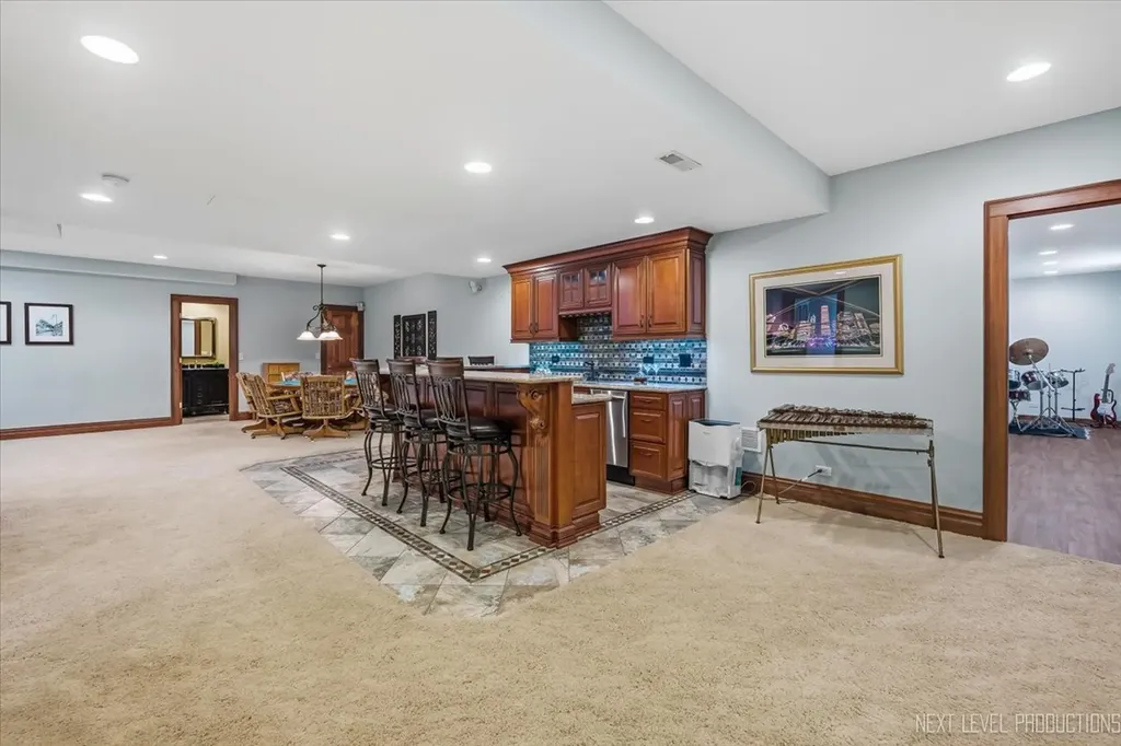 2736 Willow Ridge Drive Naperville IL 60564