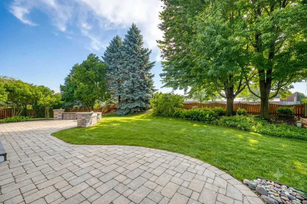 2736 Willow Ridge Drive Naperville IL 60564
