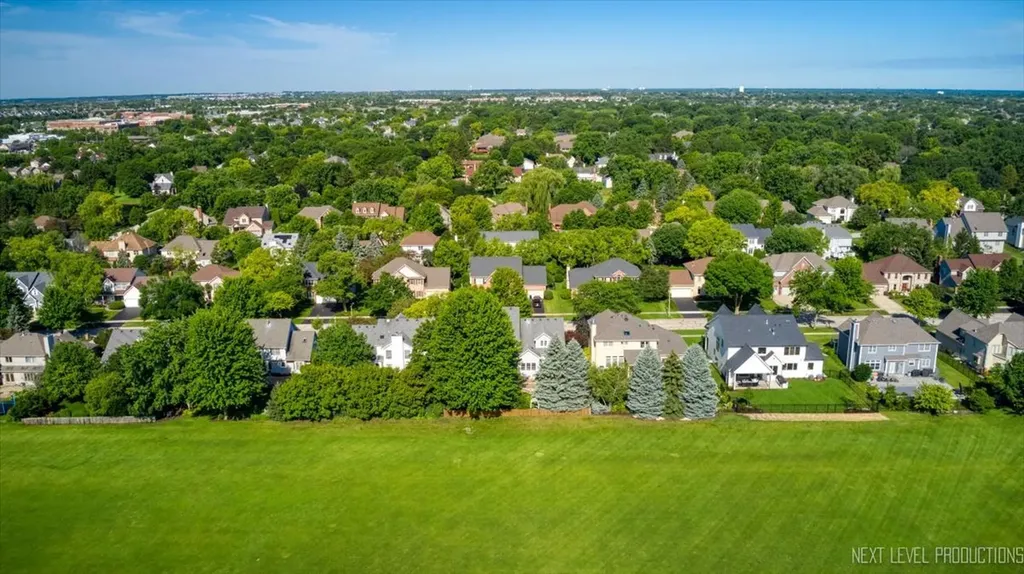 2736 Willow Ridge Drive Naperville IL 60564