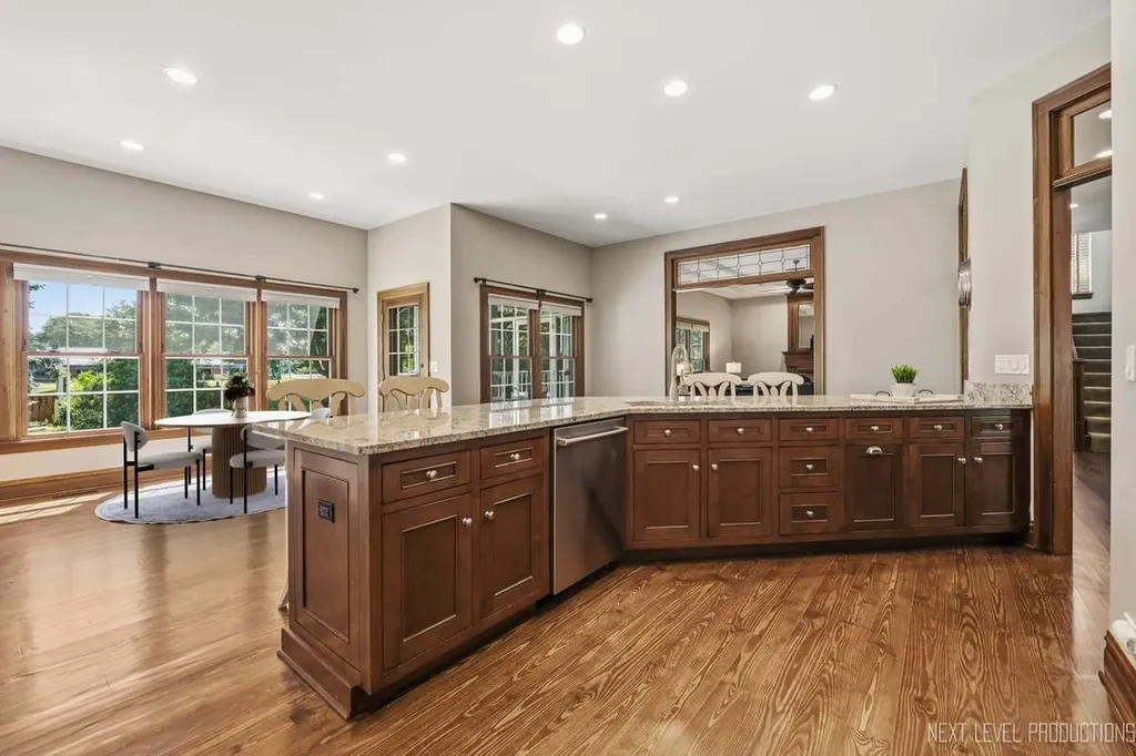 2736 Willow Ridge Drive Naperville IL 60564