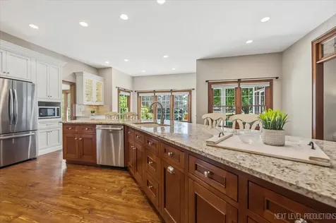 2736 Willow Ridge Drive Naperville IL 60564