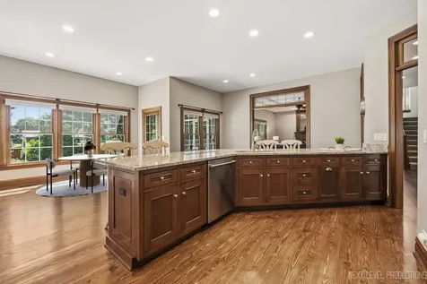 2736 Willow Ridge Drive Naperville IL 60564