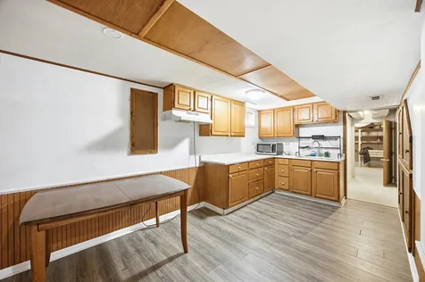 904 Chippewa Drive Elgin IL 60120