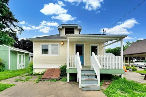 2451 Maple Street River Grove IL 60171