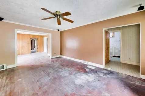 2451 Maple Street River Grove IL 60171