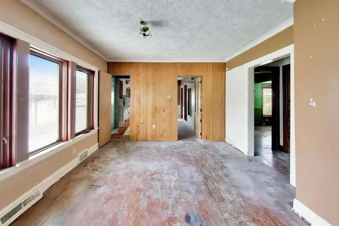 2451 Maple Street River Grove IL 60171