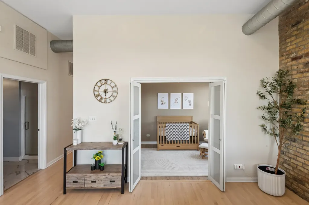 949 North Willard Court Chicago IL 60642