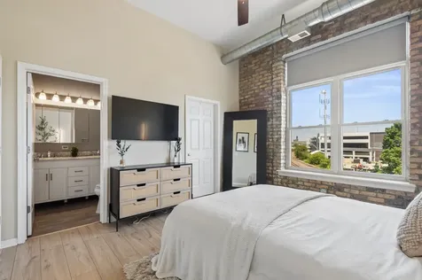 949 North Willard Court Chicago IL 60642