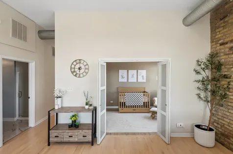 949 North Willard Court Chicago IL 60642