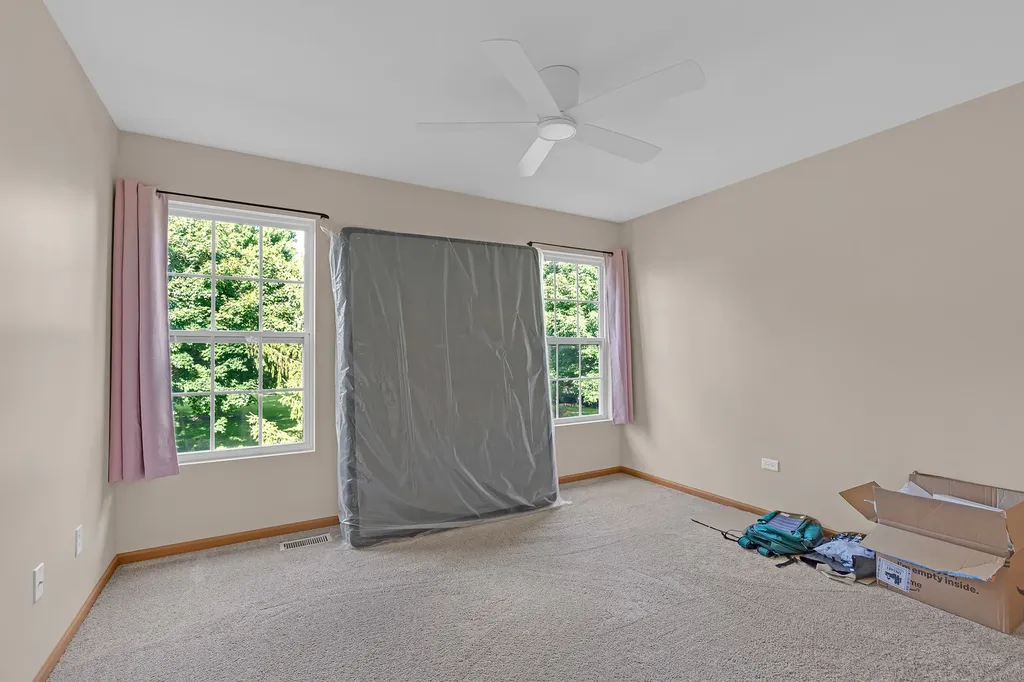 158 North Palmer Drive Bolingbrook IL 60490