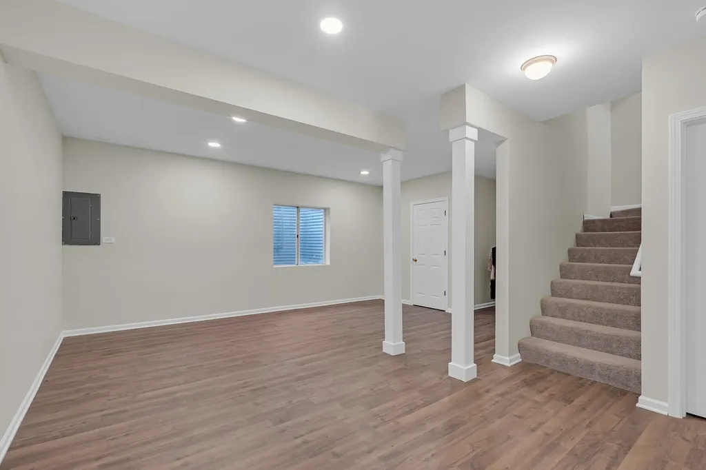 158 North Palmer Drive Bolingbrook IL 60490