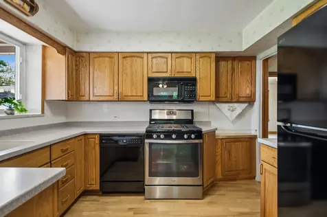 6241 North Leroy Avenue Chicago IL 60646